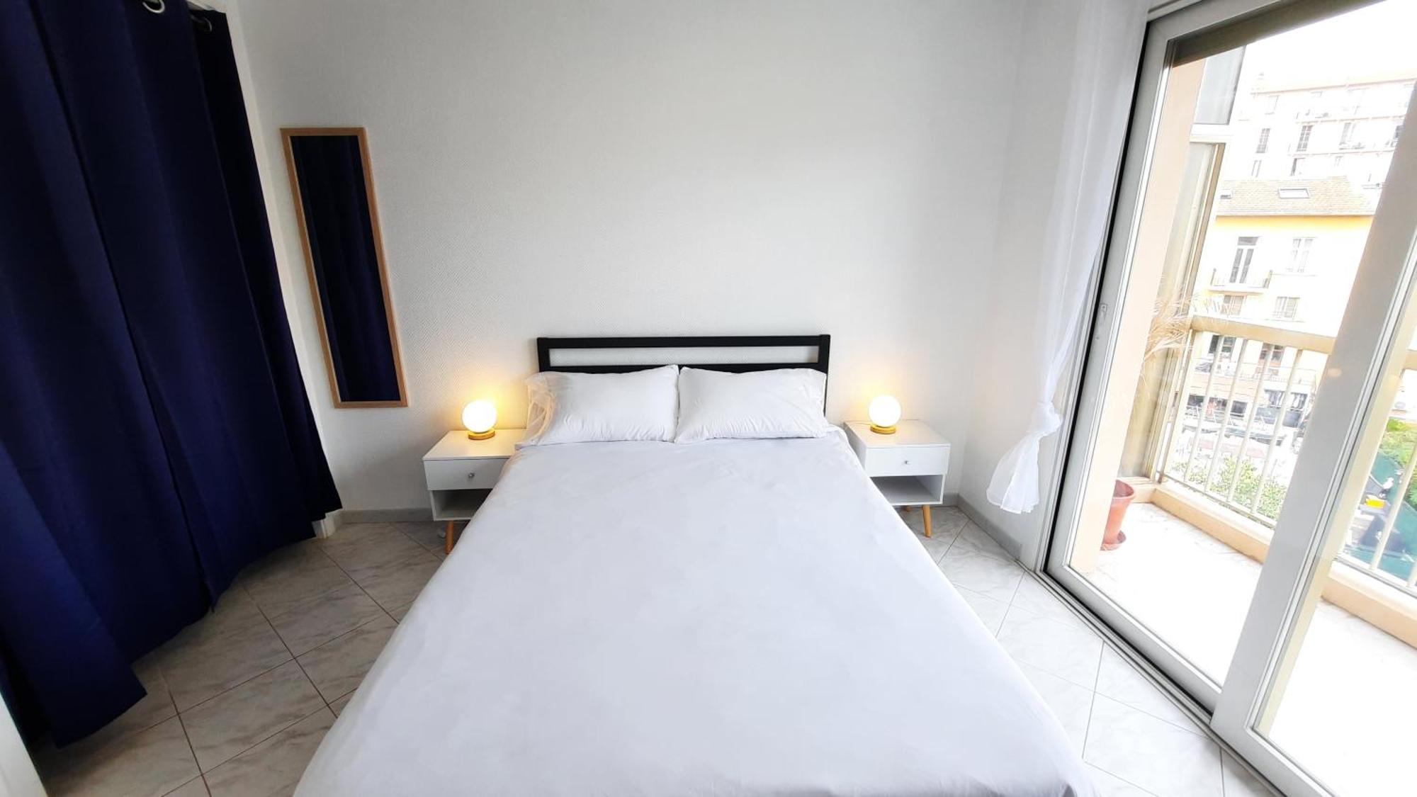 Sunny Mercury - Room In Apartment Cannes Exteriér fotografie